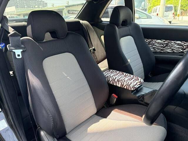 1998 Nissan Skyline JDM car for sale — photo 4 of 12