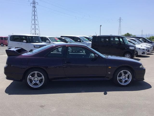 1996 Nissan Skyline JDM car for sale — photo 4 of 19