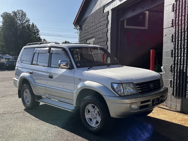 2001 Toyota Land Cruiser JDM car for sale — photo 7 of 25