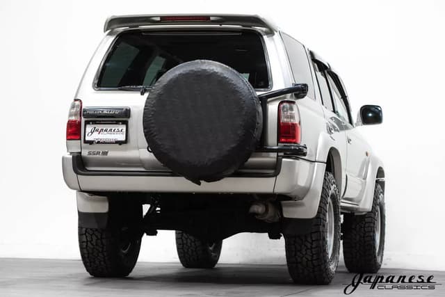 2000 Toyota Hilux Surf JDM car for sale — photo 8 of 25