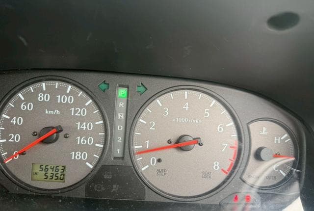 2001 Nissan Elgrand JDM car for sale — photo 24 of 25