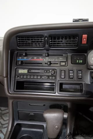 1995 Toyota HiAce JDM car for sale — photo 11 of 25