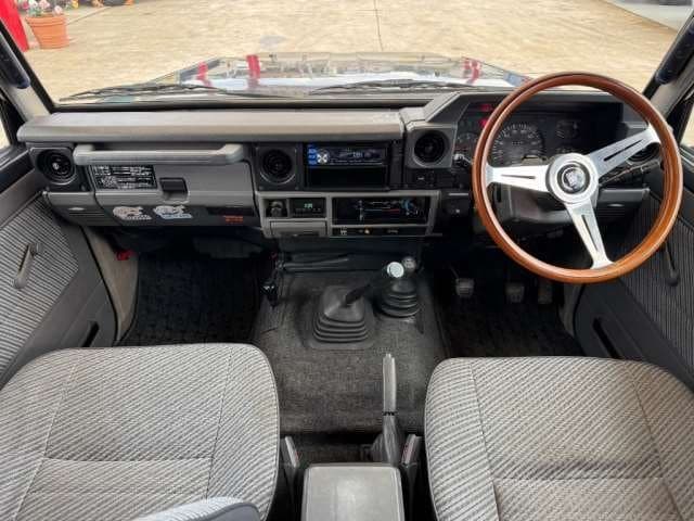 1992 Toyota Land Cruiser JDM car for sale — photo 19 of 25