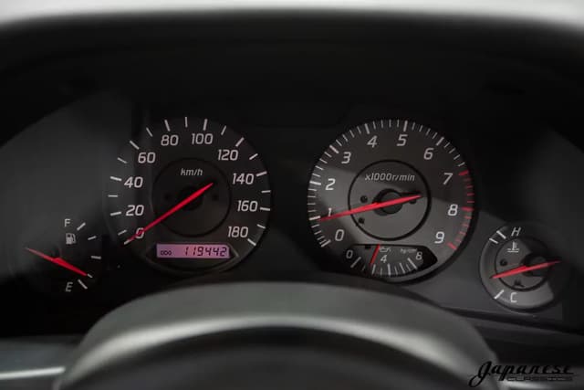 1998 Nissan Skyline JDM car for sale — photo 14 of 25