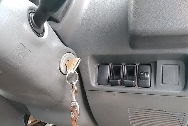 2007 Daihatsu Hijet JDM car for sale — photo 17 of 25