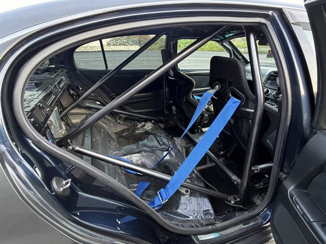 1997 Toyota Aristo JDM car for sale — photo 10 of 13