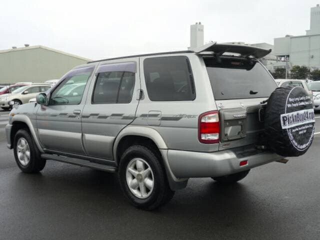 1999 Nissan Terrano JDM car for sale — photo 2 of 8