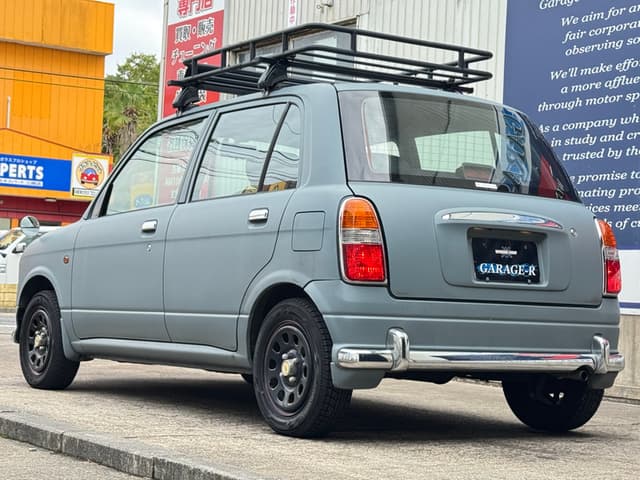 2001 Daihatsu Mira JDM car for sale — photo 2 of 25