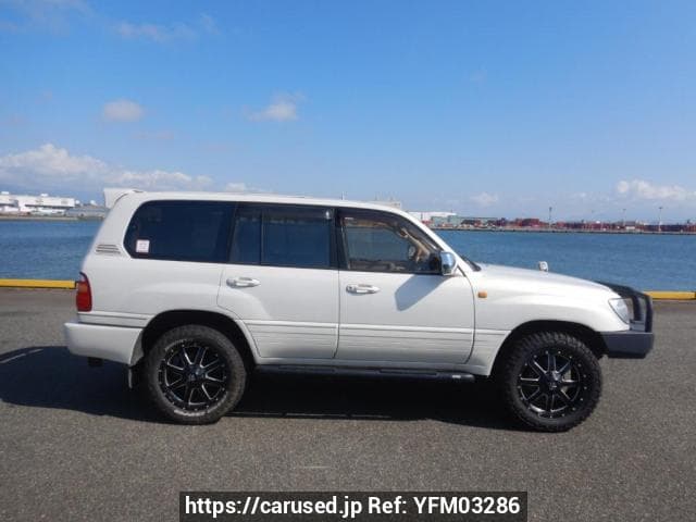 2000 Toyota Land Cruiser JDM car for sale — photo 8 of 25