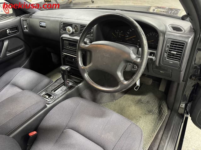 1992 Nissan Cedric JDM car for sale — photo 23 of 25