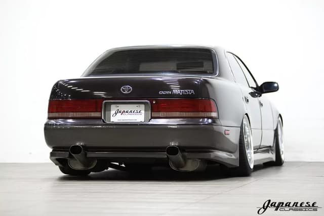 1992 Toyota Crown JDM car for sale — photo 8 of 25