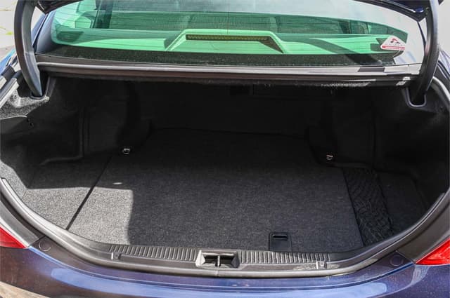 2011 Toyota Crown JDM car for sale — photo 5 of 25