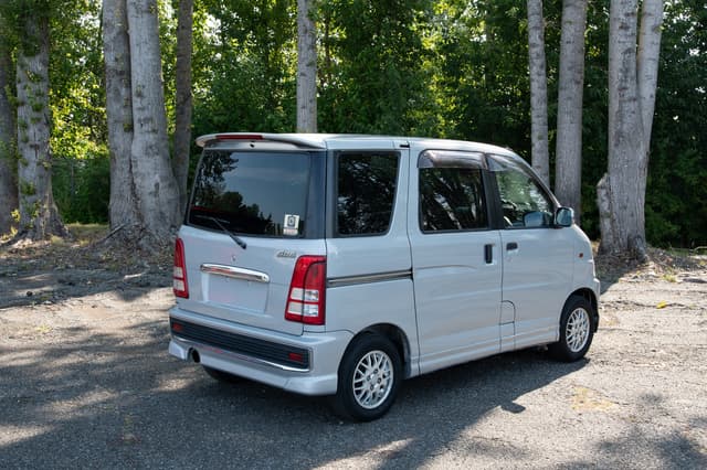 2001 Daihatsu Atrai JDM car for sale — photo 6 of 13