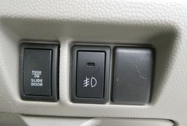 2011 Suzuki Every JDM car for sale — photo 18 of 25