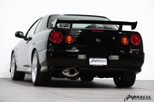 1998 Nissan Skyline JDM car for sale — photo 6 of 25