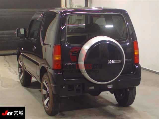 2011 Suzuki Jimny JDM car for sale — photo 2 of 7