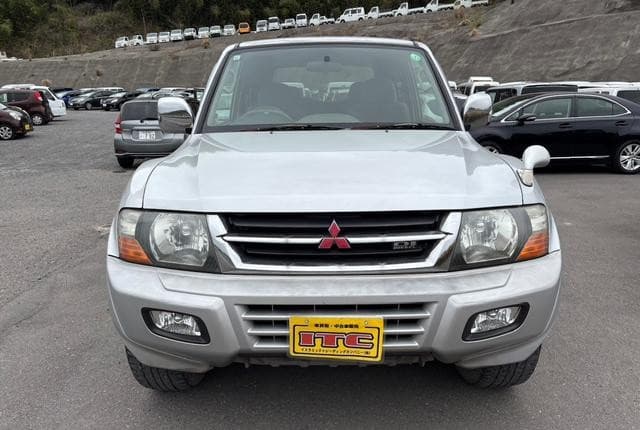 1999 Mitsubishi Pajero JDM car for sale — photo 2 of 3