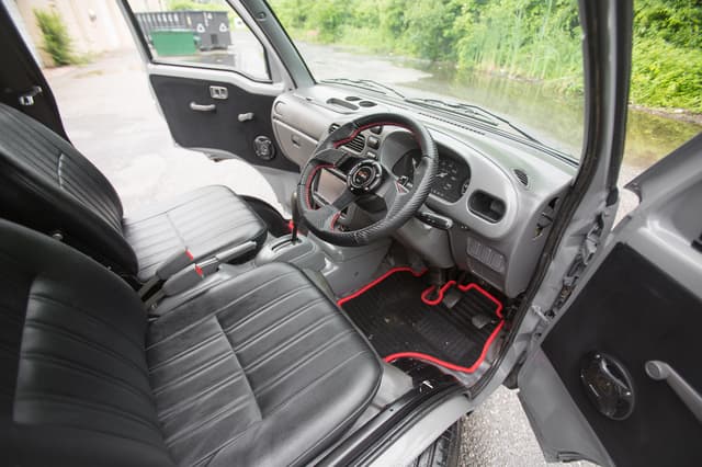 1997 Daihatsu Hijet JDM car for sale — photo 15 of 25