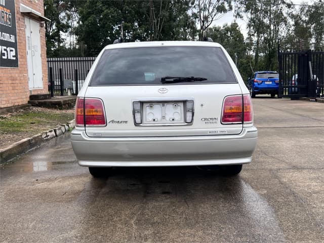 2000 Toyota Crown JDM car for sale — photo 7 of 16