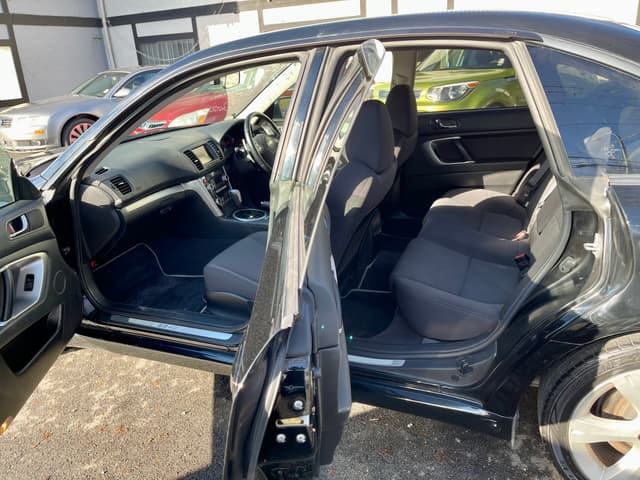 2006 Subaru Legacy JDM car for sale — photo 12 of 23