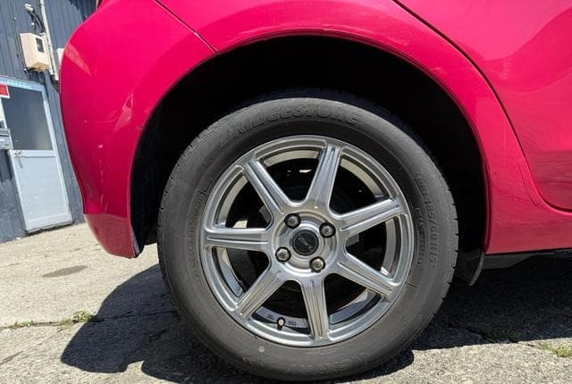 2011 Toyota Vitz JDM car for sale — photo 20 of 25