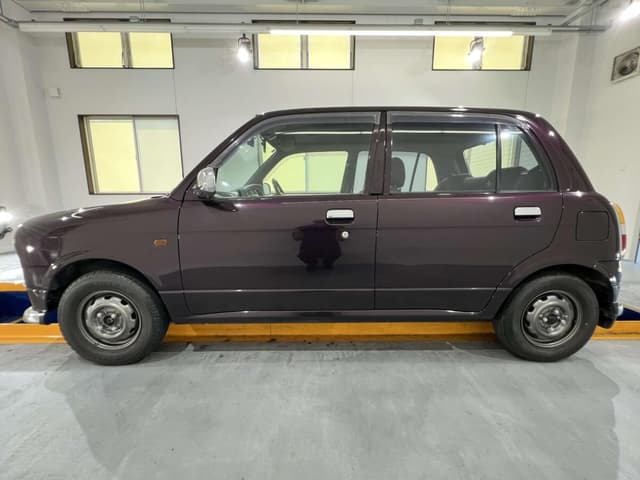 1999 Daihatsu Mira JDM car for sale — photo 3 of 25