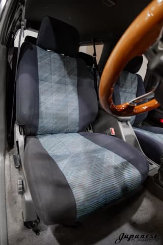 1995 Toyota Hilux Surf JDM car for sale — photo 14 of 25