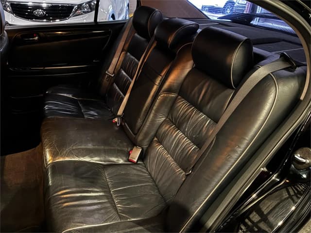 2000 Toyota Aristo JDM car for sale — photo 15 of 18