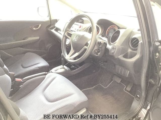 2009 Honda Fit JDM car for sale — photo 3 of 7