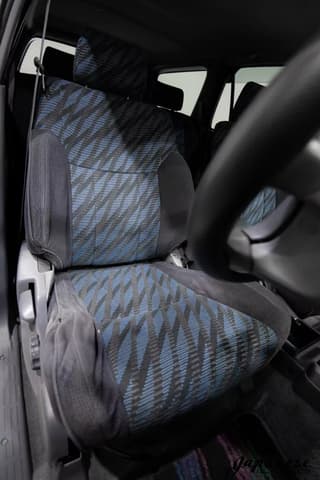 1998 Toyota Hilux Surf JDM car for sale — photo 15 of 25