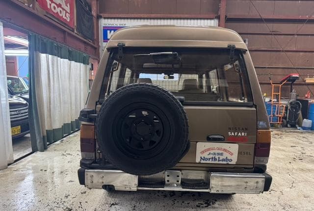 1986 Nissan Safari JDM car for sale — photo 6 of 25