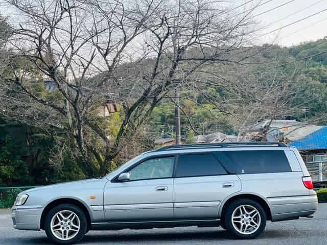 1999 Nissan Stagea JDM car for sale — photo 7 of 24