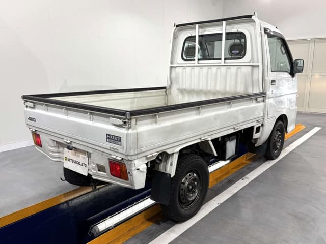2001 Daihatsu Hijet JDM car for sale — photo 4 of 23