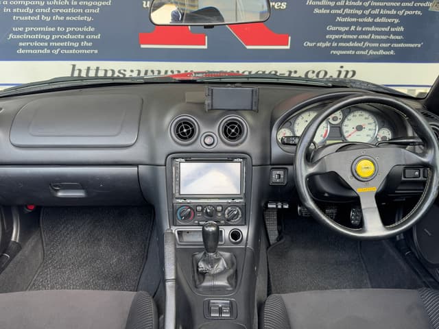 2001 Mazda Roadster (Eunos Roadster / MX-5) JDM car for sale — photo 4 of 25