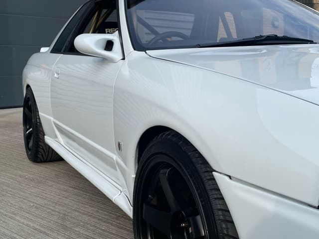 1991 Nissan Skyline JDM car for sale — photo 3 of 25