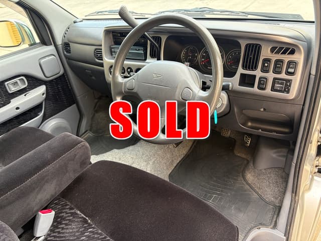 2001 Daihatsu Atrai JDM car for sale — photo 11 of 21