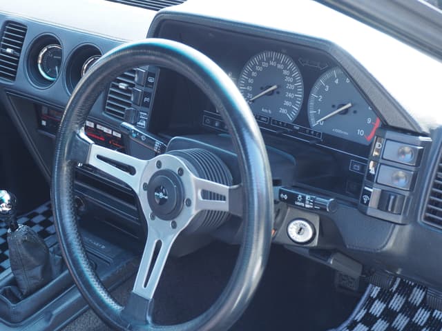 1985 Nissan Fairlady Z JDM car for sale — photo 16 of 23