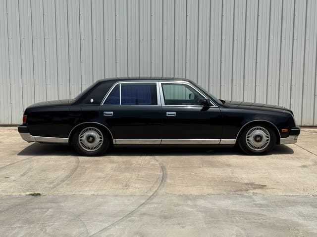 1997 Toyota Century JDM car for sale — photo 2 of 22