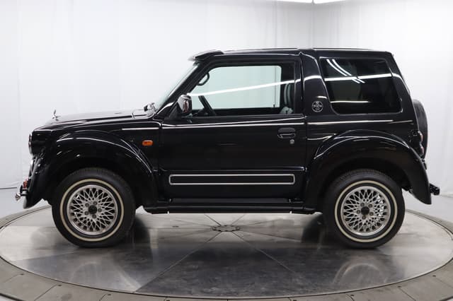 1998 Mitsubishi Pajero JDM car for sale — photo 4 of 25