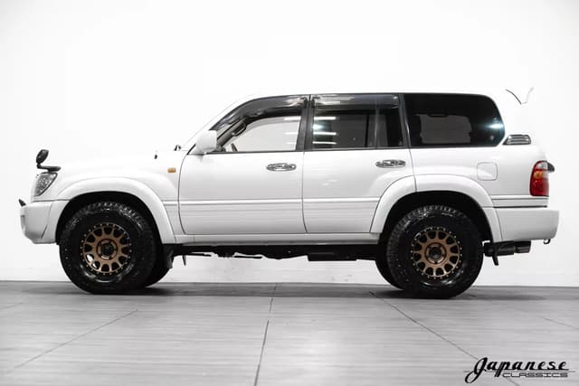 2000 Toyota Land Cruiser JDM car for sale — photo 4 of 25