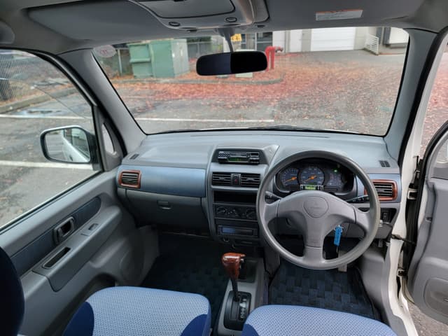 1998 Mitsubishi Toppo Mitsubishi JDM car for sale — photo 9 of 13