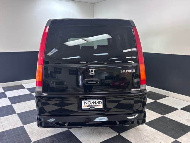 2000 Honda Stepwagon JDM car for sale — photo 5 of 25
