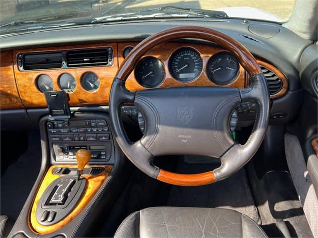 1997 Jaguar JDM car for sale — photo 17 of 22