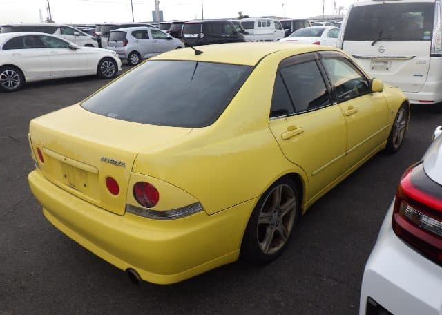 1998 Toyota Altezza JDM car for sale — photo 4 of 20