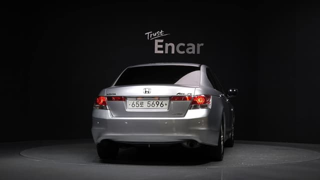 2008 Honda Accord JDM car for sale — photo 4 of 20