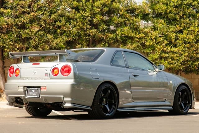 2000 Nissan Skyline JDM car for sale — photo 10 of 25