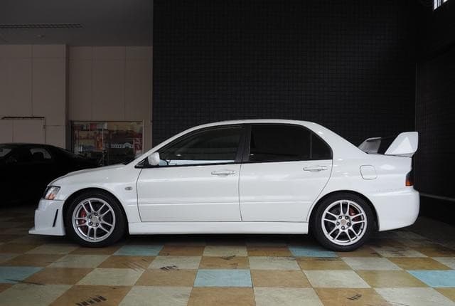 2006 Mitsubishi Lancer JDM car for sale — photo 6 of 25