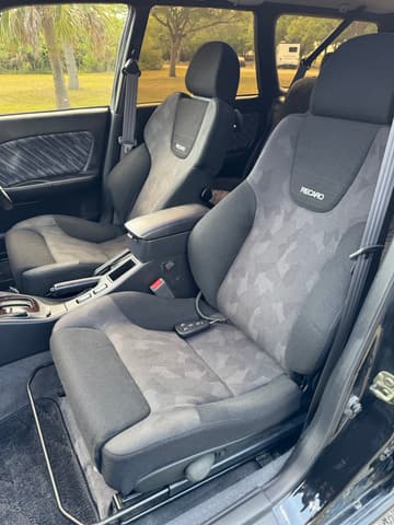 1996 Subaru Legacy JDM car for sale — photo 19 of 23