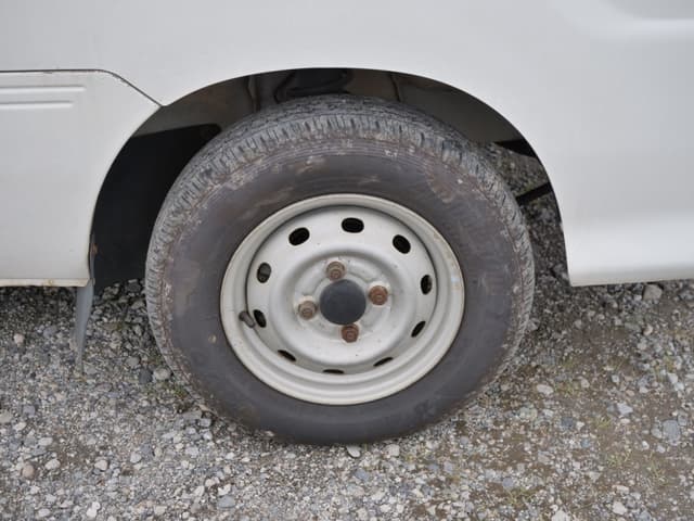 2002 Daihatsu Hijet JDM car for sale — photo 24 of 25