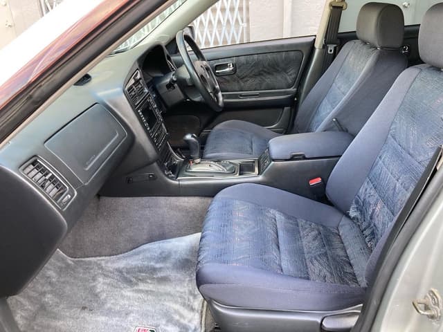 1998 Nissan Stagea JDM car for sale — photo 9 of 25